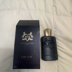 Layton Eau de Parfum - Elegant navy blue